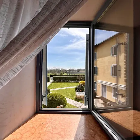 Zanina Apartment *